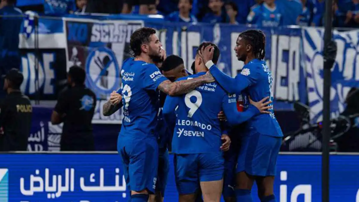 4 مكاسب خرافية للهلال من رحيل "الجوهرة البرازيلية"