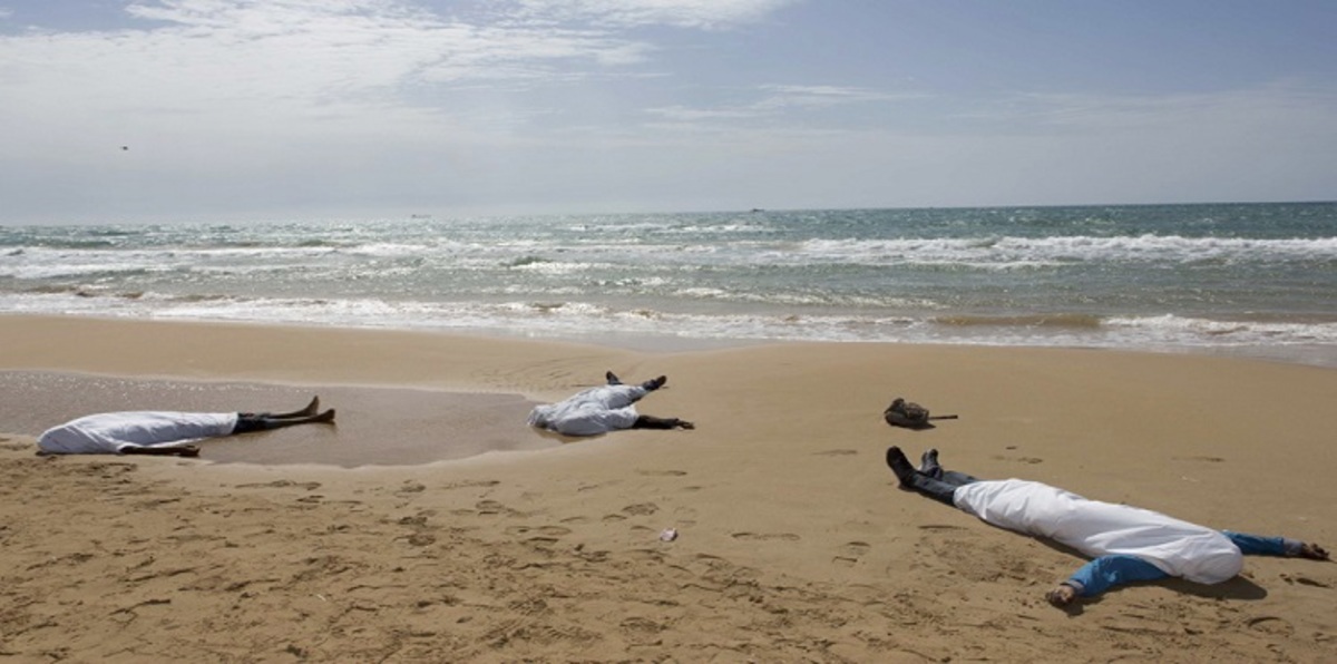 البحر يلفظ جثث 8 مهاجرين تونسيين  إلى الساحل الليبي