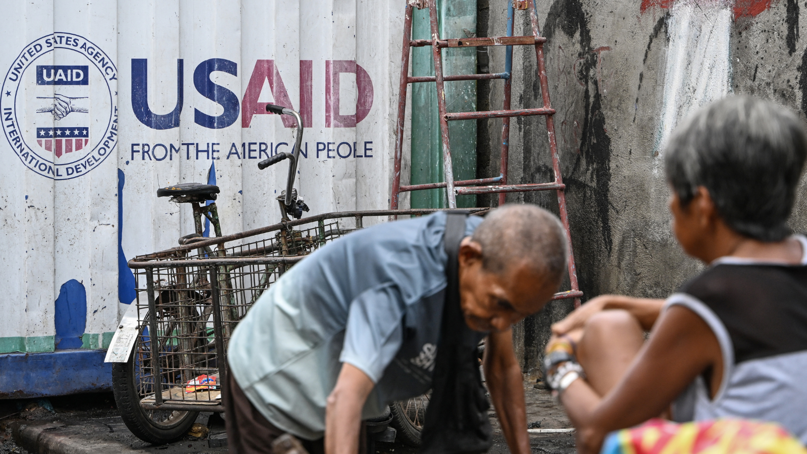 قد يسبب وفاة الملايين.. الأمم المتحدة تحذر من تداعيات قرار لترامب