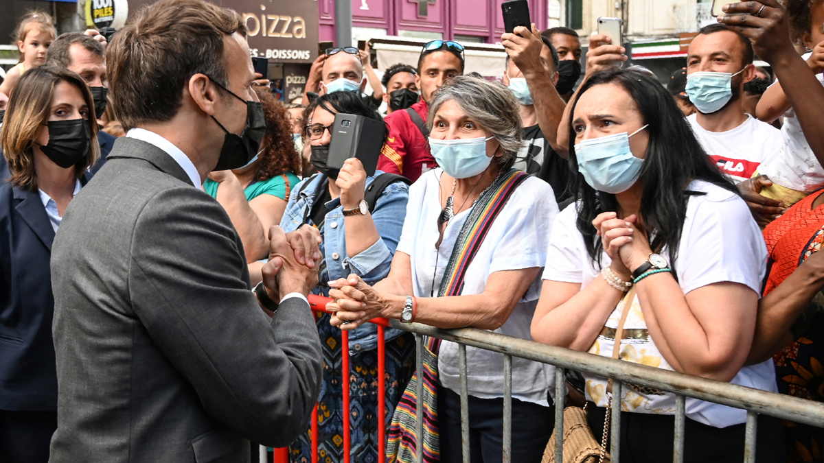 من هو داميان.. "الجريء" الذي صفع ماكرون؟