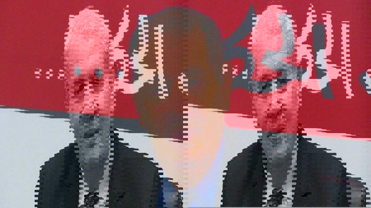 برلماني تونسي: عزل القضاة يجر البلاد إلى "اللادولة" ويهددها بـ"العزلة"