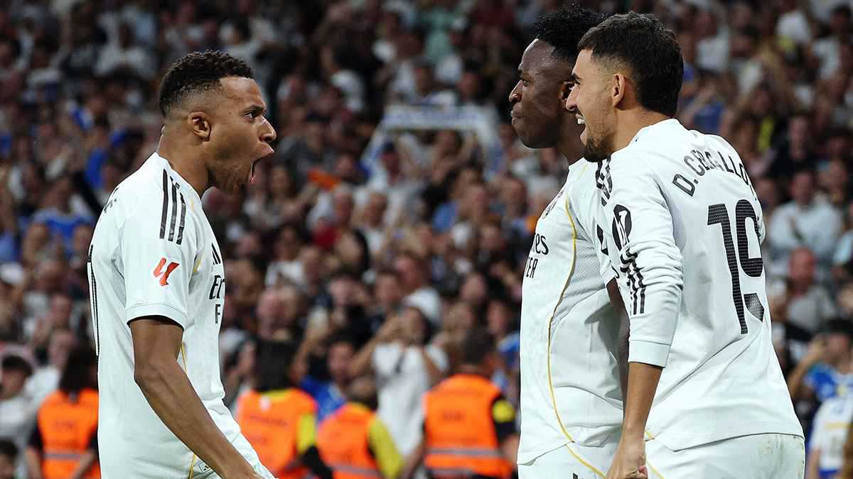 "وجود نجمين بفريق واحد يجذب الأنظار".. مبابي يتحدث عن علاقته بفينيسيوس