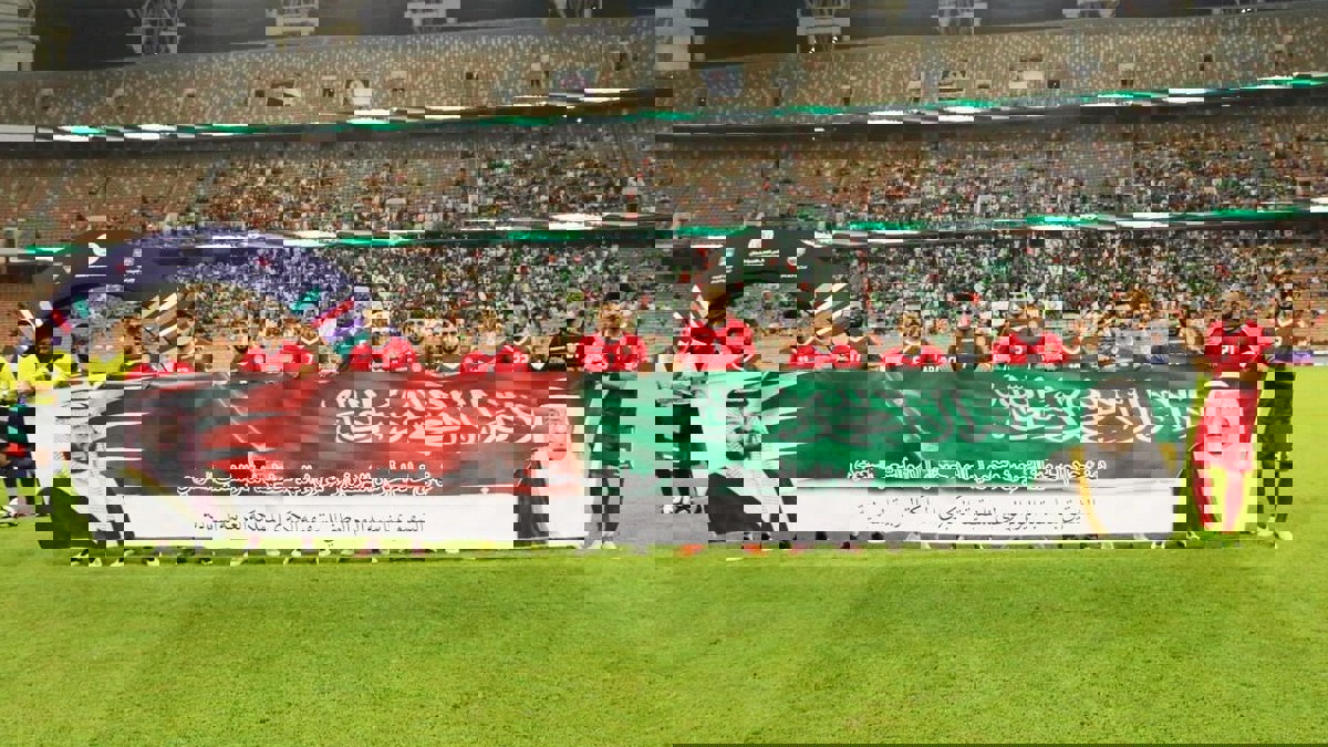 "الآسيوي" يضع مشاركة أندية البحرين في الدوري السعودي على طاولة "الفيفا"