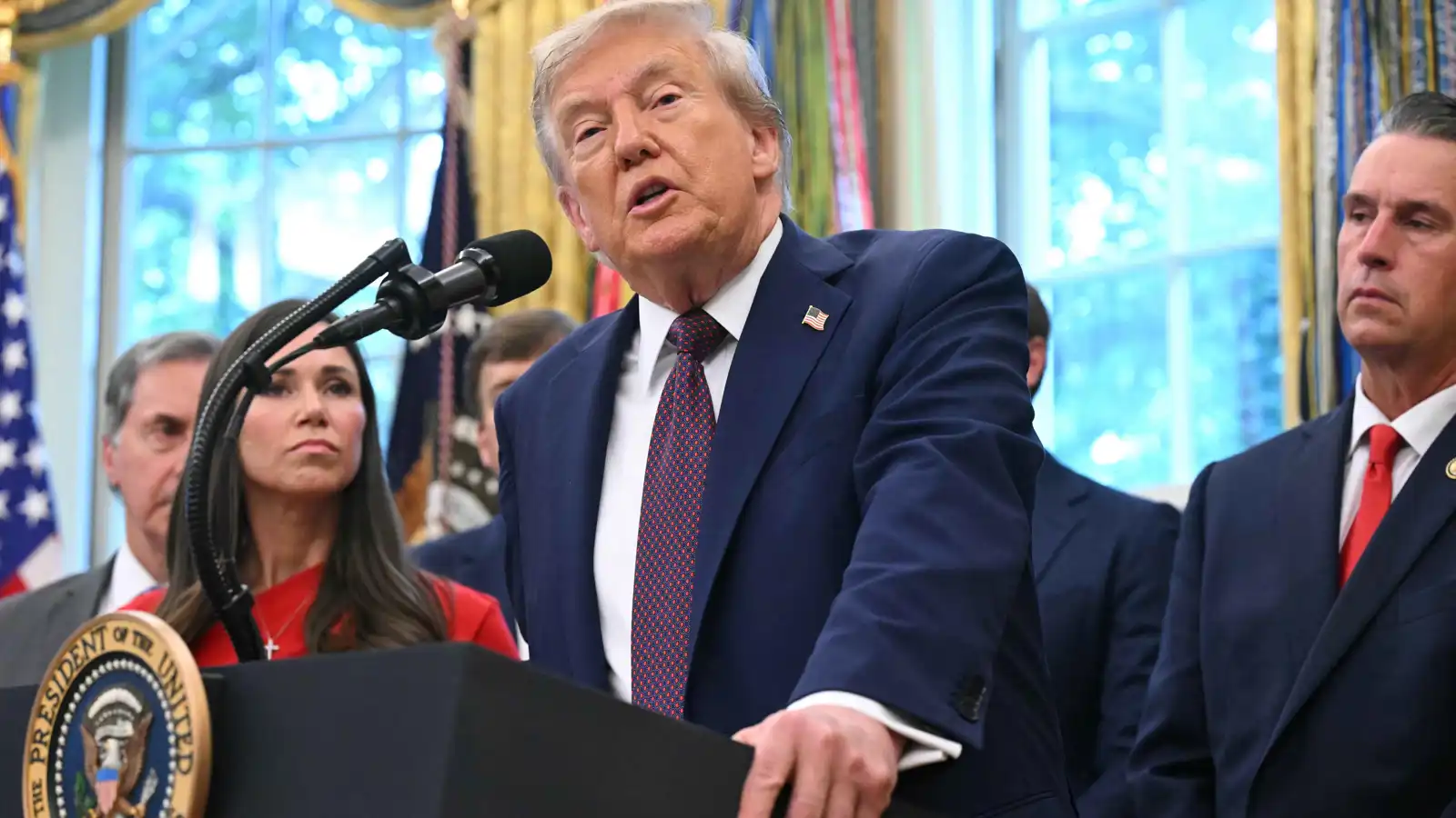 "كنت ألعب الغولف".. ترامب يرد على شائعات تدهور صحته