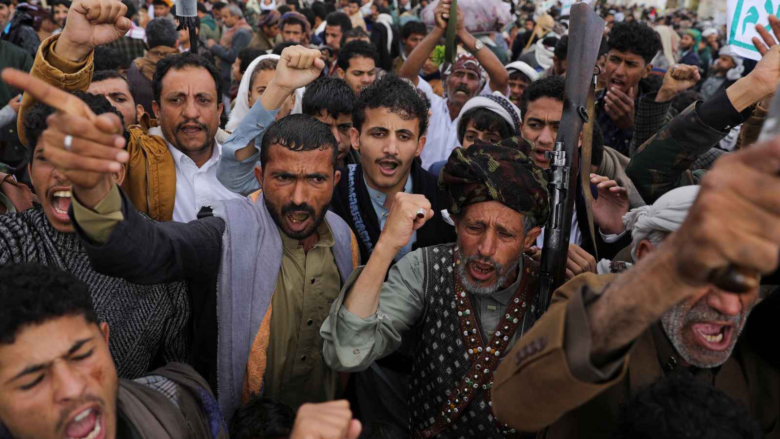 إثر انتهاكات الحوثيين.. توترات أمنية في صنعاء والجوف