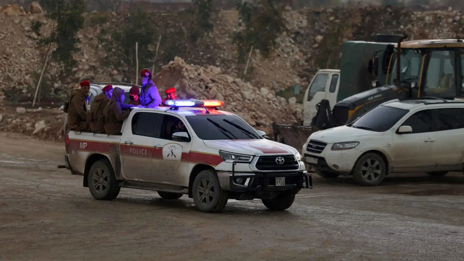 الداخلية السورية تعتقل قياديين في "لواء درع الساحل" (صور)