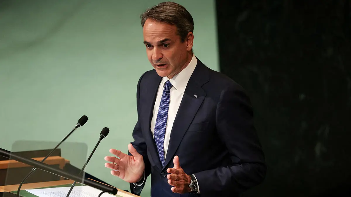 رئيس الوزراء اليوناني يتهم القيادات التركية بتقويض السلام في المنطقة