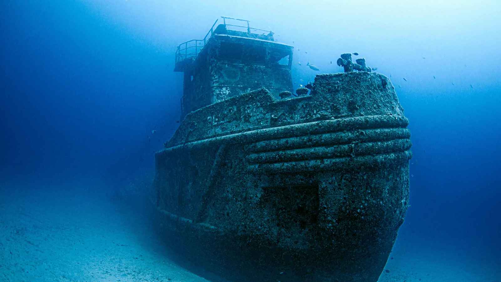 سفينة غارقة (تعبيرية)