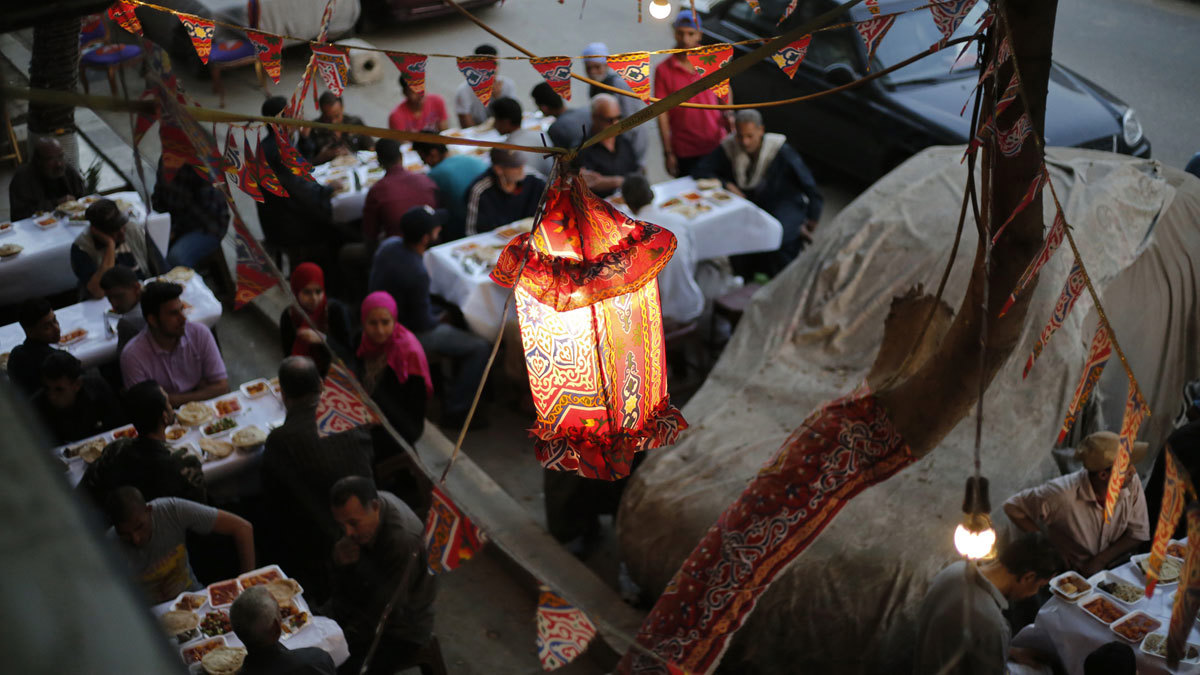 رمضان "يقمعنا"