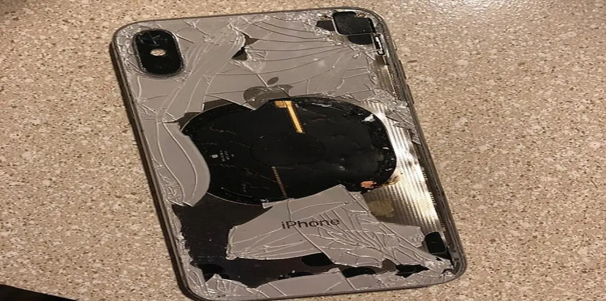 انتبه.. "آيفون x" ينفجر بعد تحديث نظام التشغيل (صور)