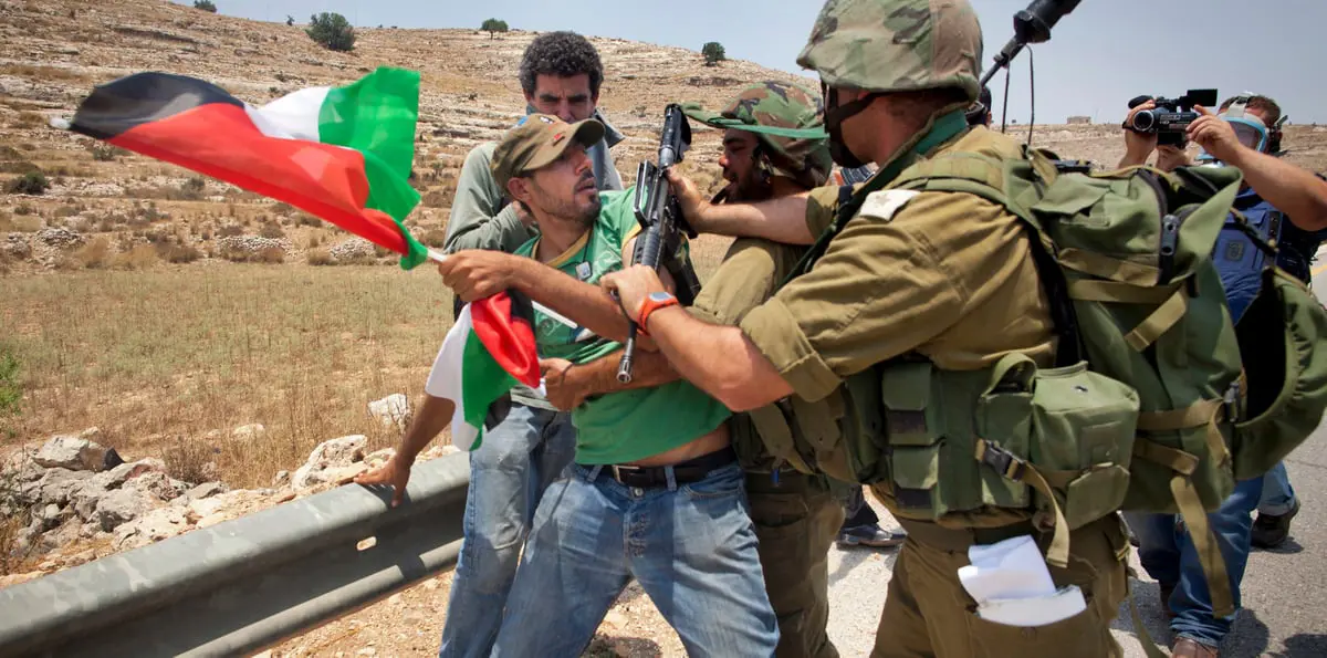 منظمة إسرائيلية: الاتحاد الأوروبي يمول مشروعًا لملاحقة عسكريين إسرائيليين قضائيًا‎