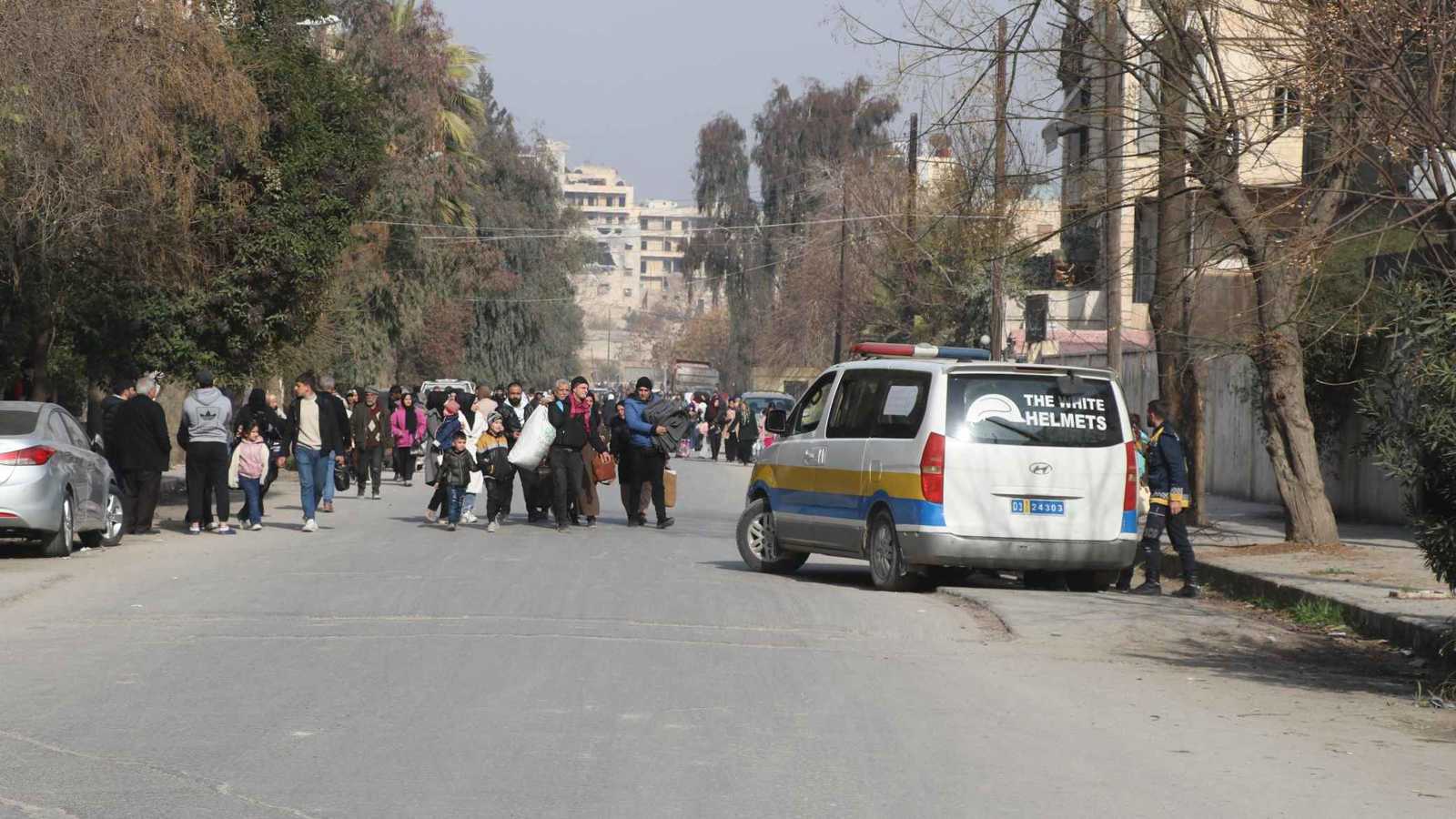 إجلاء 3 آلاف مدني من أحياء حلب السورية (فيديو وصور)