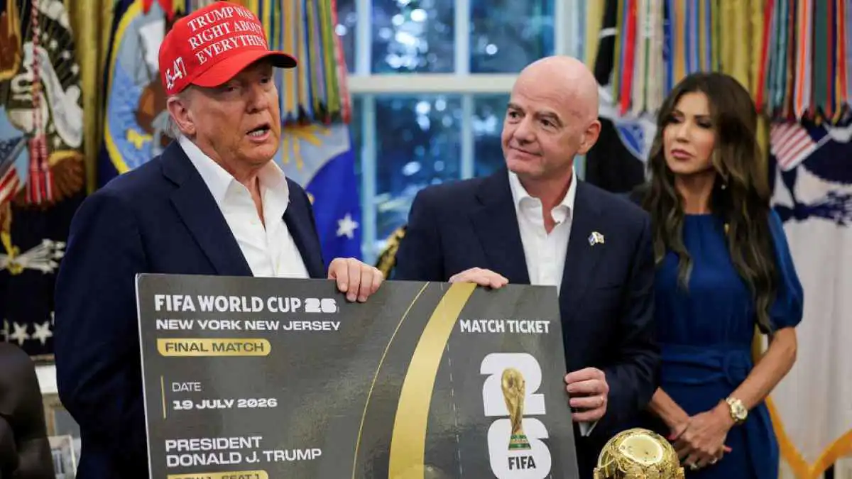 دونالد ترامب يتخذ إجراء صادما ضد جماهير منتخبين إفريقيين قبل مونديال 2026