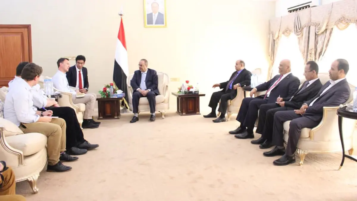 وزير خارجية بريطانيا يحذر من "تفجر حرب شاملة" في اليمن