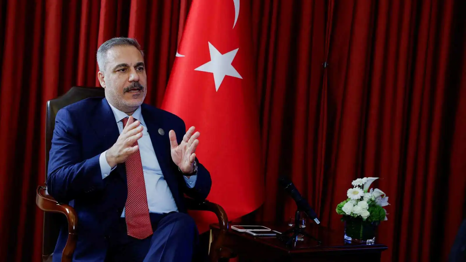 ماذا قال هاكان فيدان عن احتمال تعرض تركيا لهجوم من إيران؟