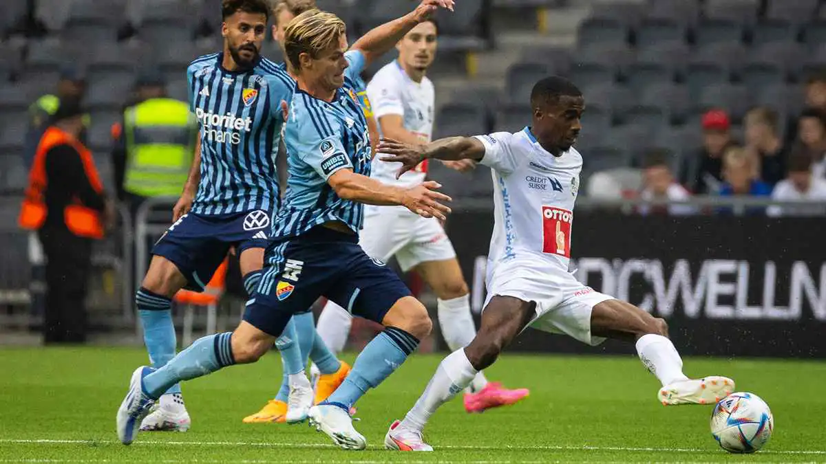 خطف تيدي أوكو.. الرياض السعودي يوجّه "ضربة موجعة" لنادي الزمالك