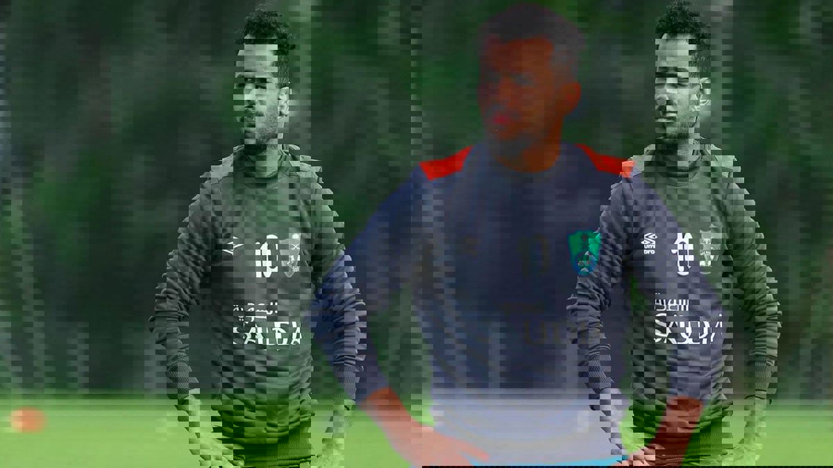 عبدالفتاح عسيري يوجه رسالة أخيرة لجماهير الأهلي قبل الانتقال إلى النصر (فيديو)