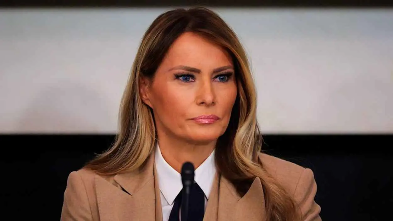 ميلانيا ترامب تكسر صمتها وتعلن موقفها من "الإباحية الإلكترونية"