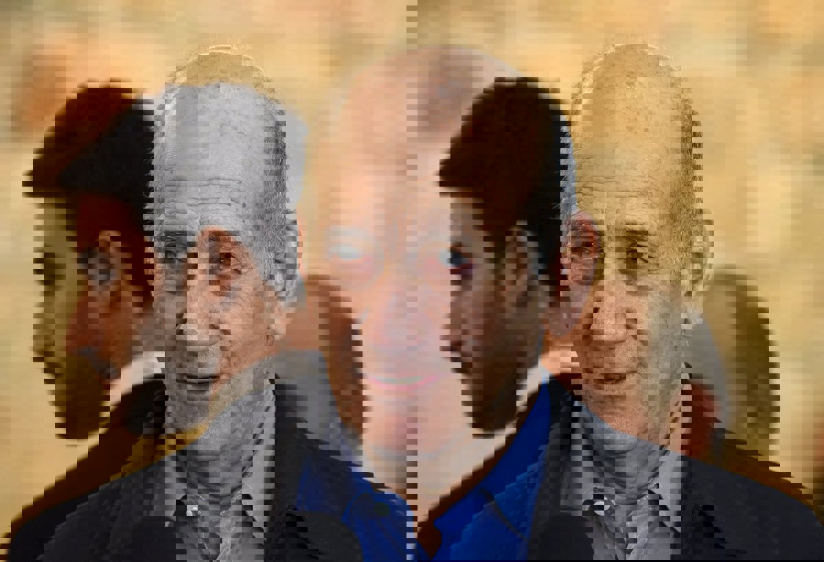 أولمرت: على إسرائيل وقف "حربها المتعثرة" في غزة