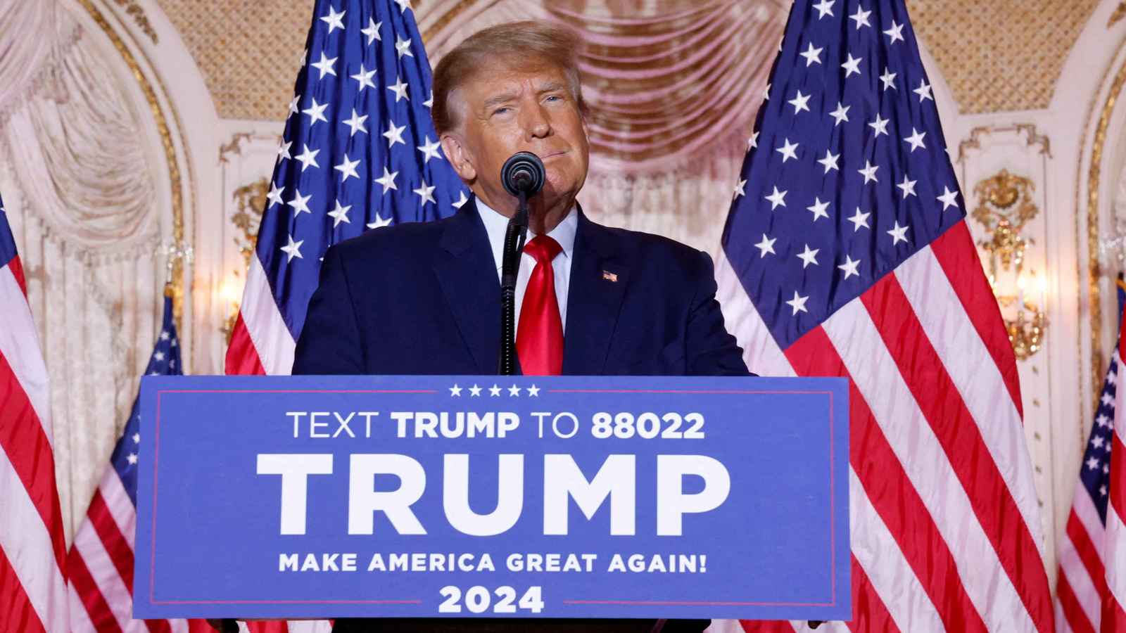 بعد حذف منشورات انتقدته.. "عاصفة مجاملات" لتهنئة ترامب