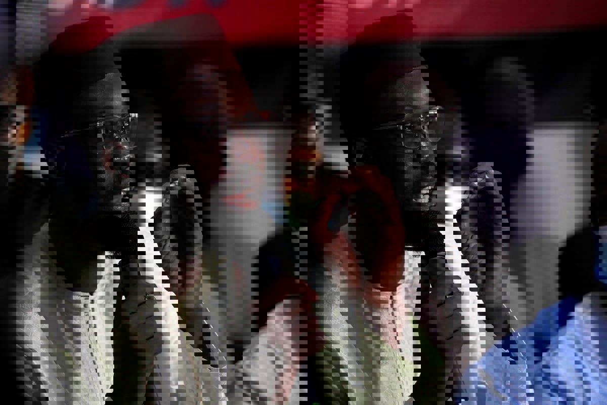 بسبب المثلية الجنسية.. توقيف ناشط وداعية انتقدا رئيس الحكومة السنغالية