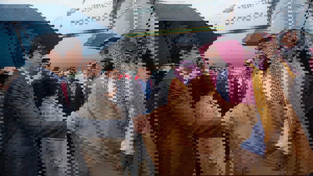 محمد بن سلمان يصل أوساكا اليابانية للمشاركة في قمة العشرين (فيديو وصور)