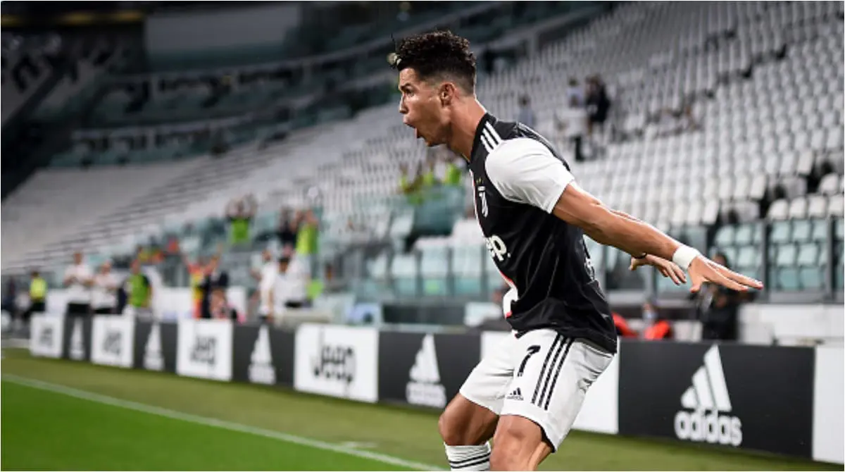 ماذا يحتاج كريستيانو رونالدو للفوز بالحذاء الذهبي للمرة الخامسة؟ (إنفوغراف)