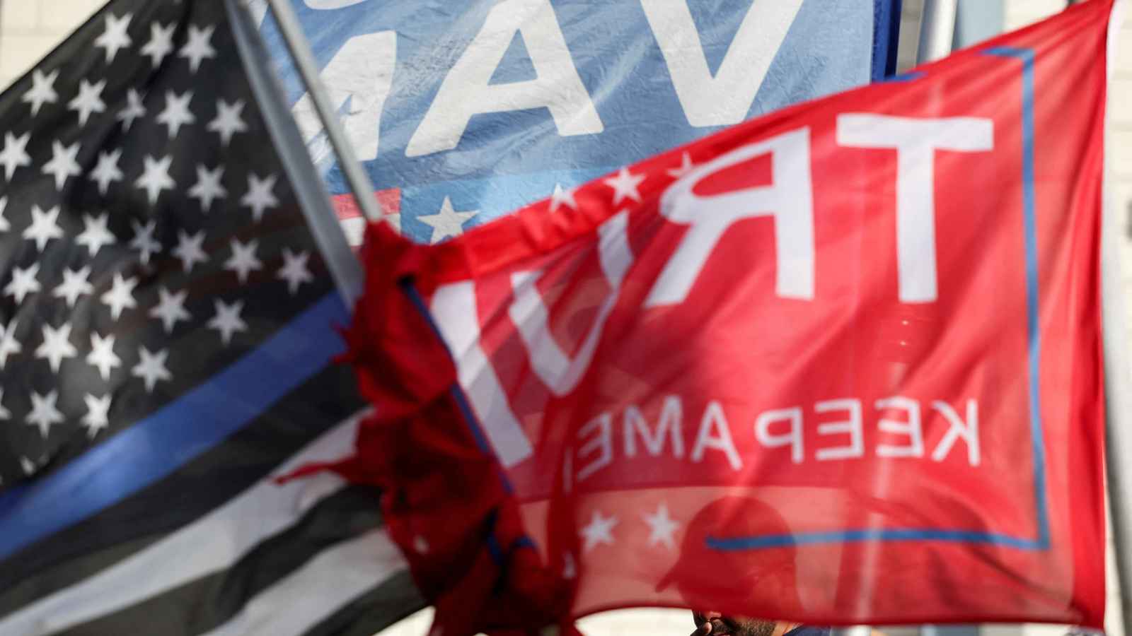 بريد سري يكشف "تحولا مفاجئا" في حملة ترامب