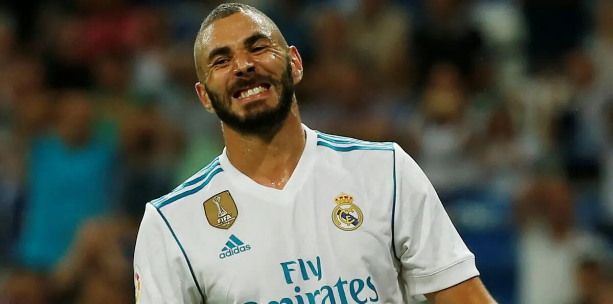 هل يستحق بنزيما شرطًا جزائيًا بمليار يورو؟