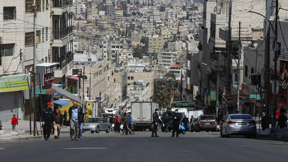 الأردن... ضبط فتاة أجبرها والدها على التسول