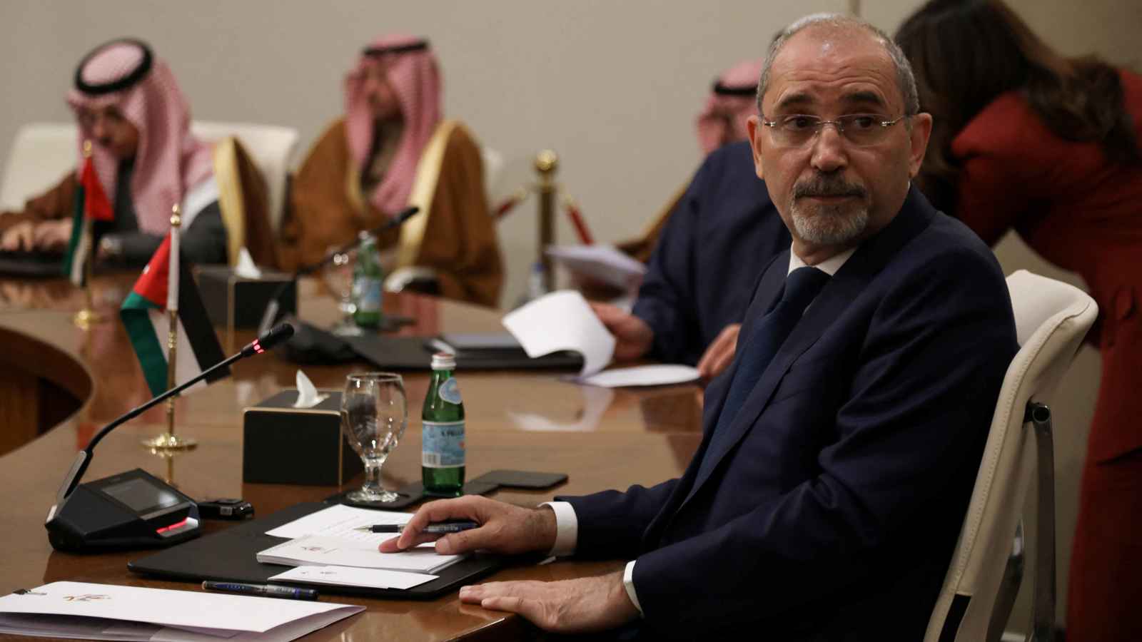 الأردن.. اجتماع في العقبة لبحث "الانتقال السياسي" في سوريا