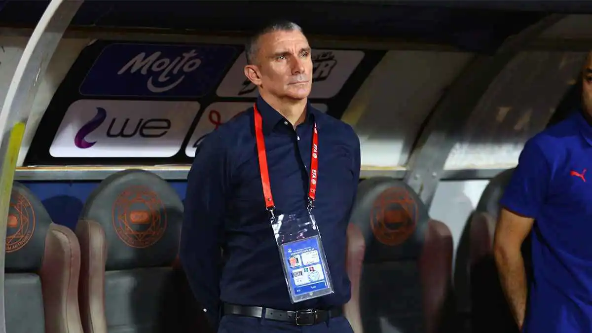 مبلغ كبير.. سر خروج كارتيرون من قائمة المرشحين لتدريب الزمالك