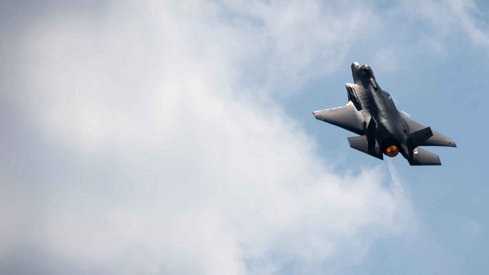 تحول استراتيجي.. بلجيكا تستبعد "الرافال" الفرنسية وتتجه نحو واشنطن