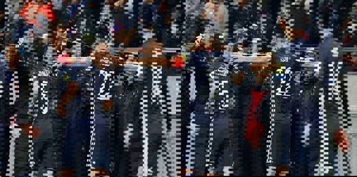 اليابان تهزم تايلاند وتنفرد مؤقتا بصدارة مجموعتها في تصفيات كأس العالم