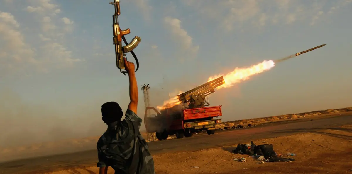 القوات الليبية تهاجم داعش بالقرب من معقله السابق في سرت