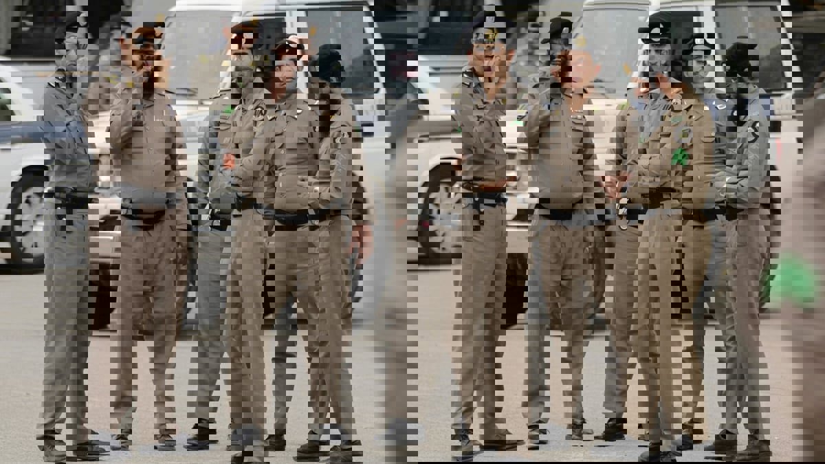 شرطة الرياض تطيح بمواطنين تورطا في عمليات سطو