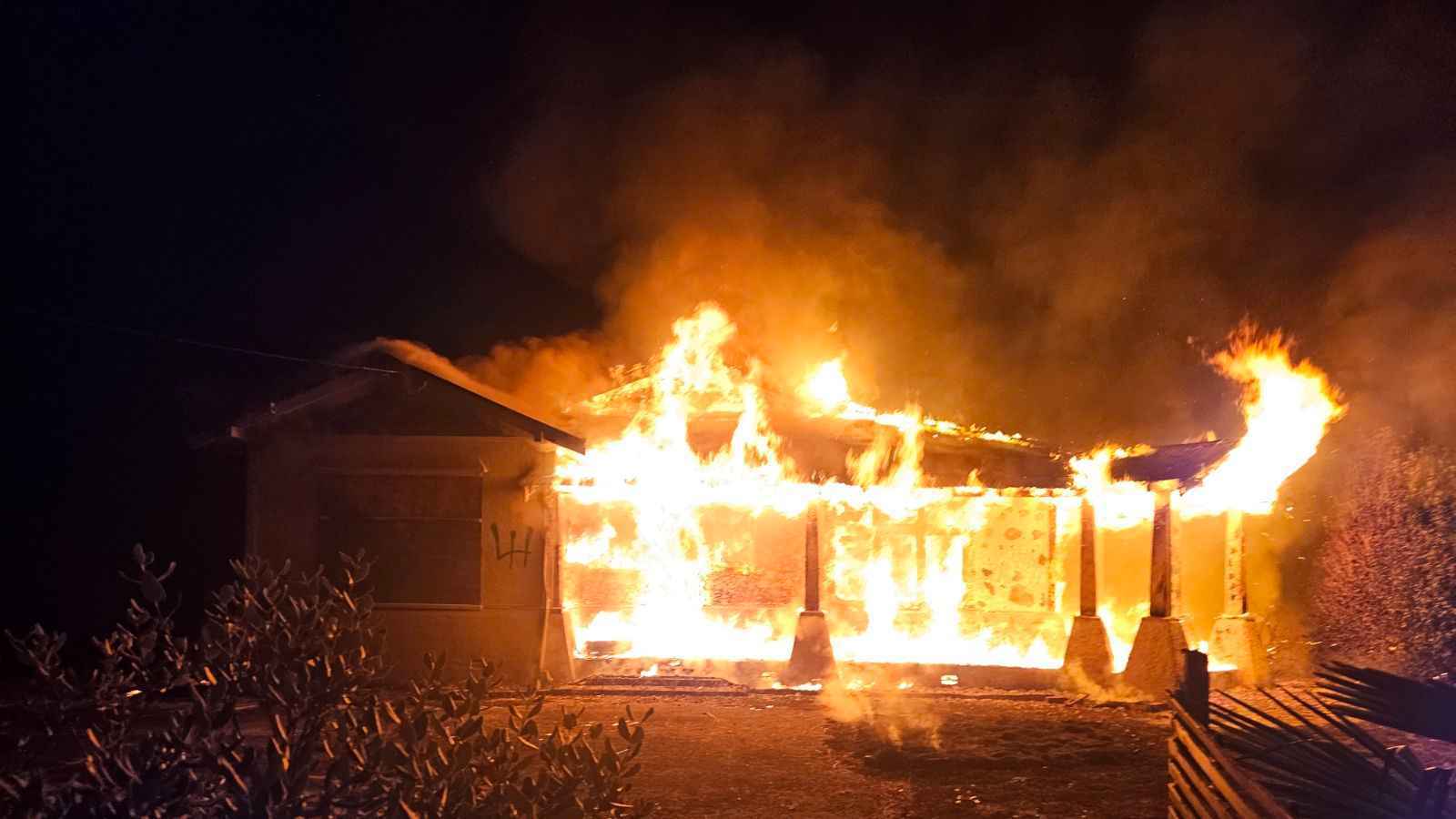 تركيا.. تحقيق مع الشرطة بعد تأخير سيارة إطفاء تسبب في وفاة