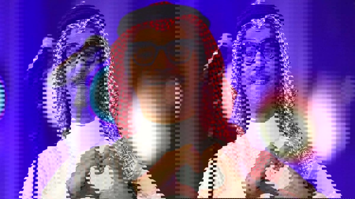 رابح صقر يقرر الابتعاد عن "تويتر" بعد رده على مصمم شاب