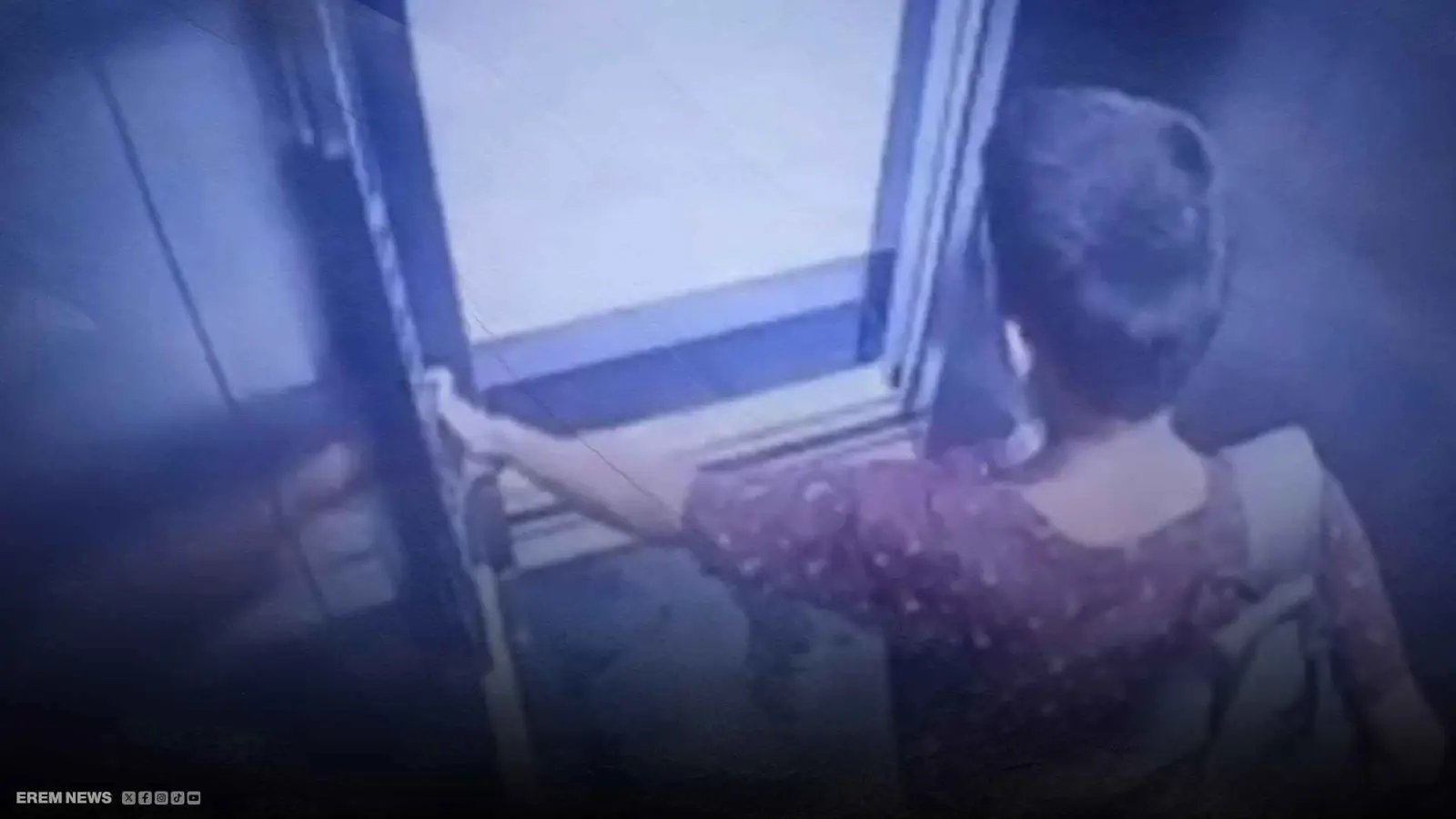 اعتداء رجل على مراهق داخل مصعد في الهند