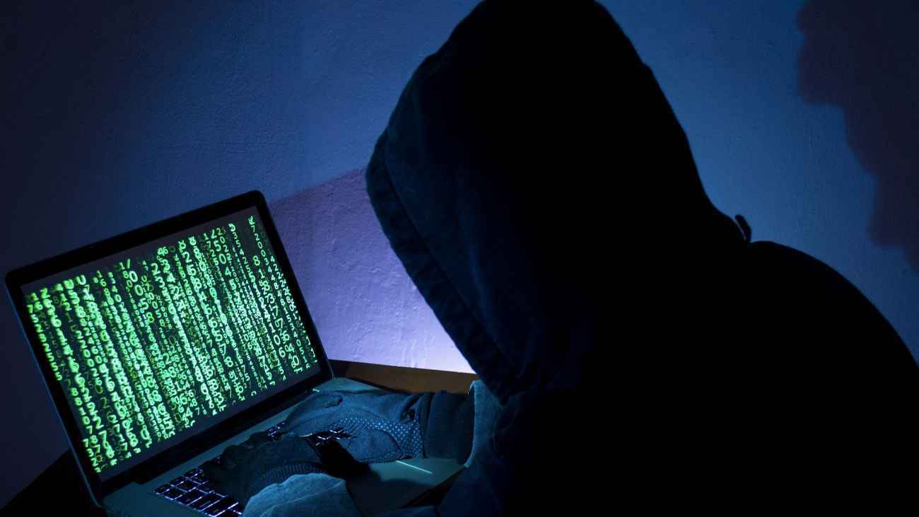 وسط حرب تجارية مستعرة.. الصين تتهم أمريكا بتنفيذ هجمات سيبرانية