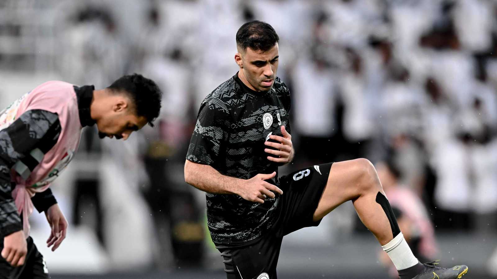 الشباب يعاقب عبدالرزاق حمد الله وأنباء عن فسخ عقده 