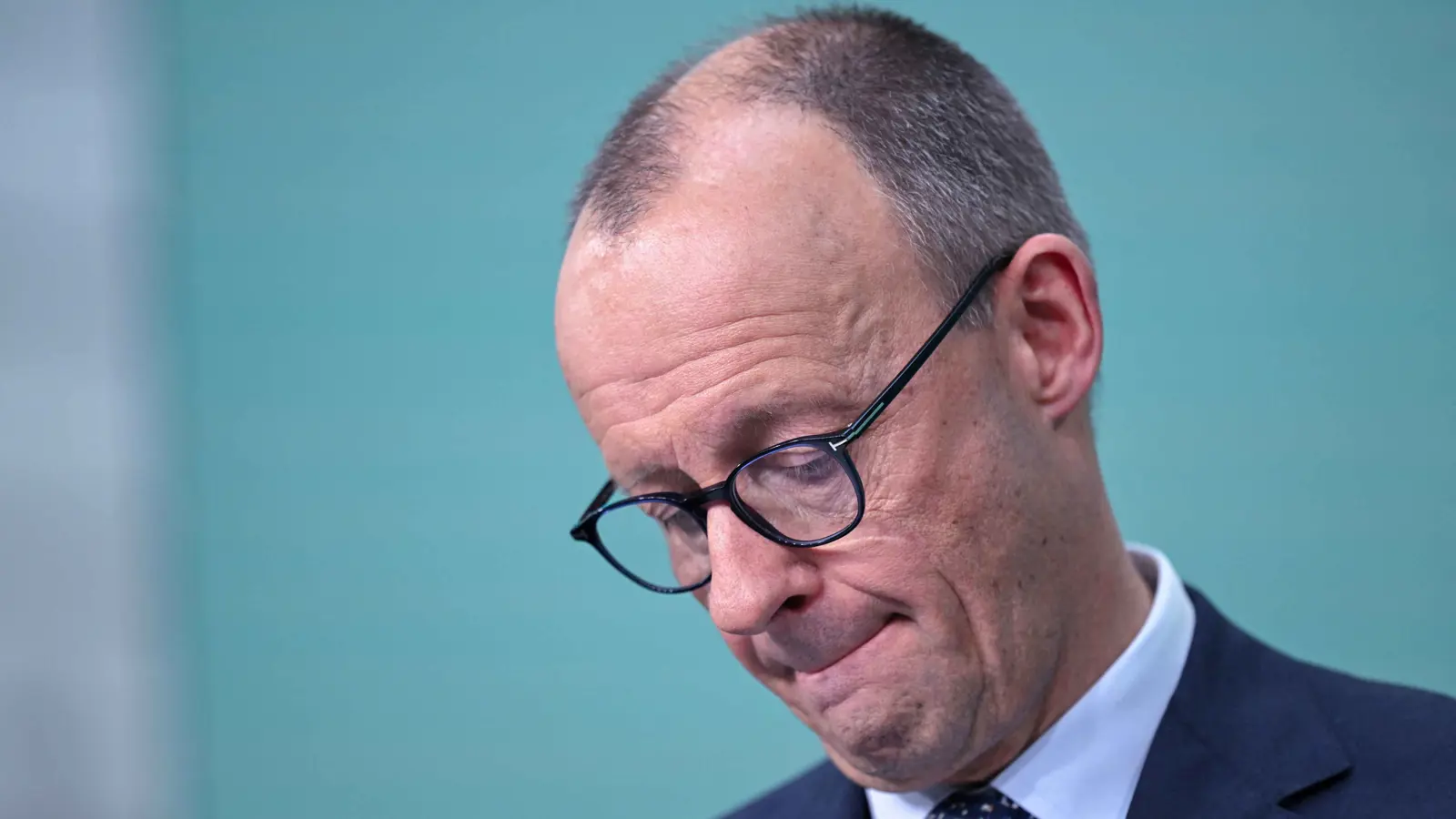 ميرتس يقترح تخصيص نفقات إضافية للدفاع والاقتصاد في ألمانيا