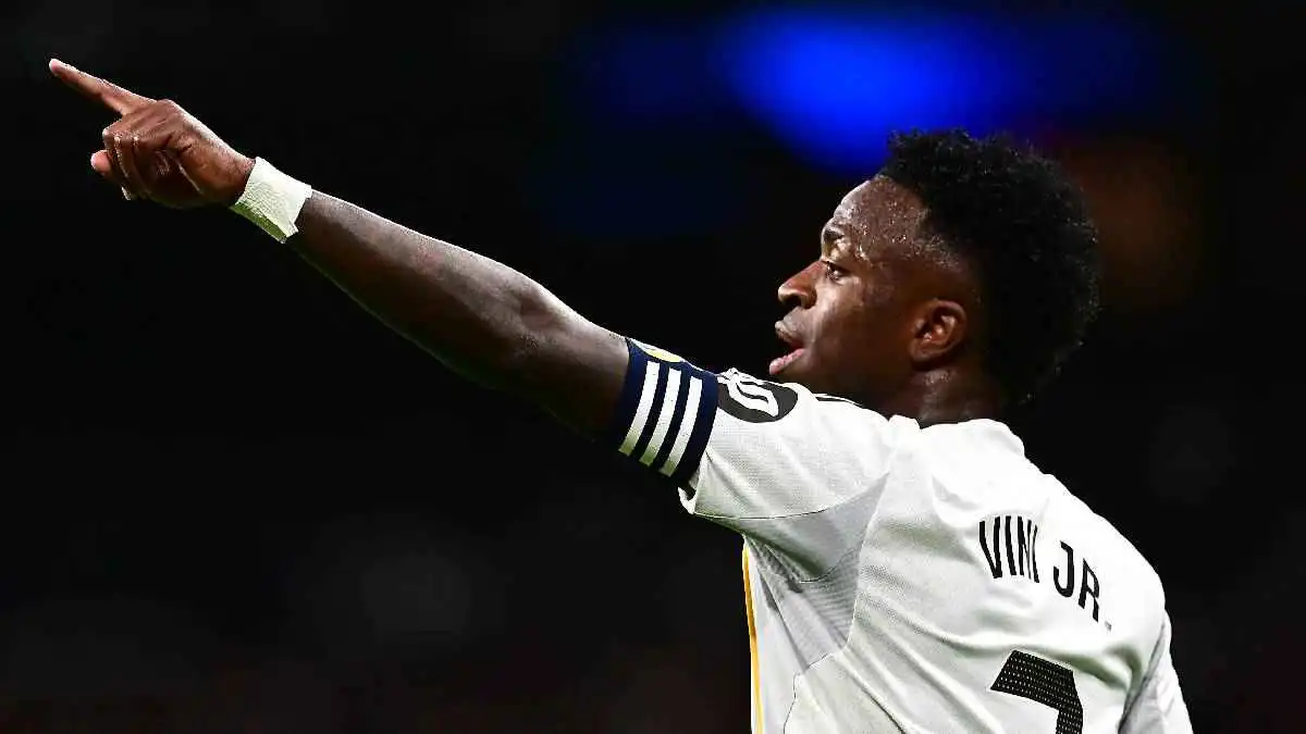 بعد تصرف مستفز.. فينيسيوس يفجر غضب جماهير ريال مدريد (فيديو)