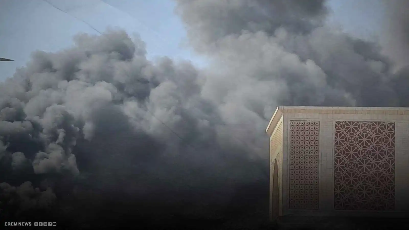 استنفار حكومي.. حريق ضخم يلتهم منازل بالقاهرة (فيديو إرم)