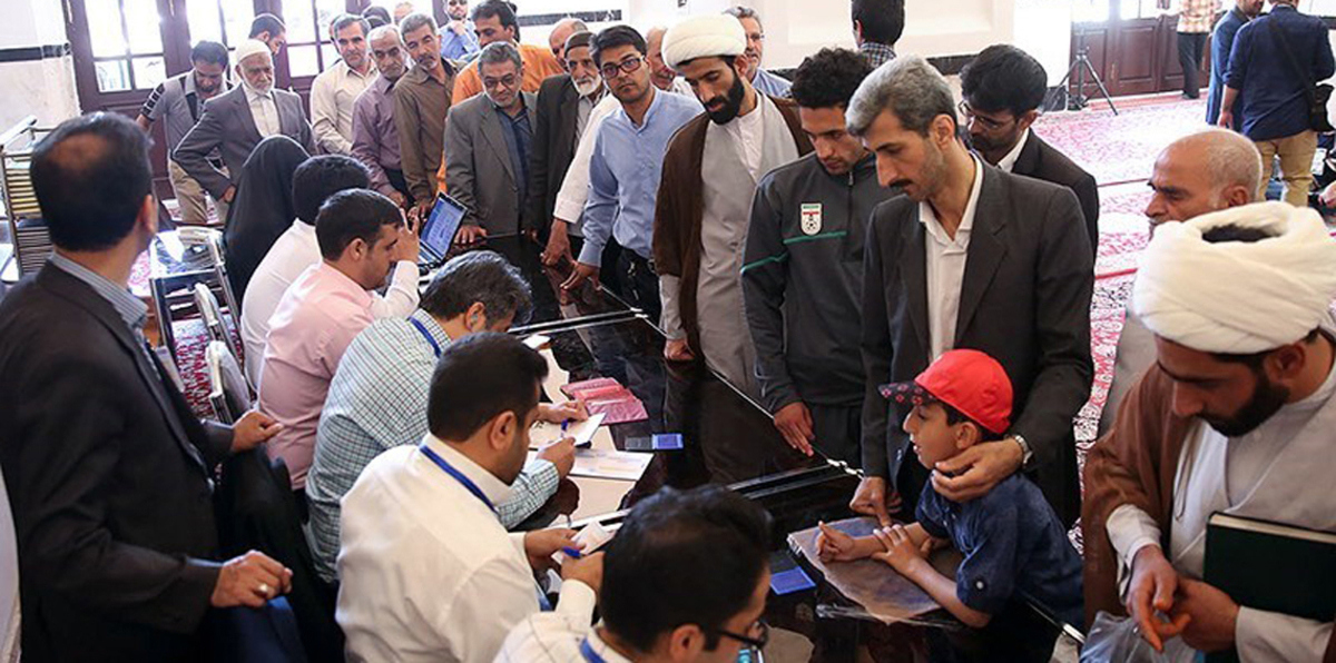 الانتخابات الإيرانية.. بدء فرز الأصوات وسط أنباء عن تقدم رئيسي