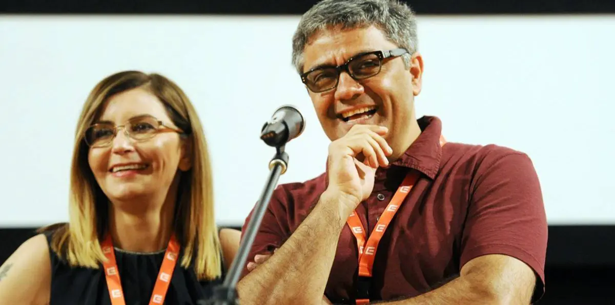 السلطات الإيرانية تمنع مخرجًا بارزًا من السفر وإنتاج الأفلام