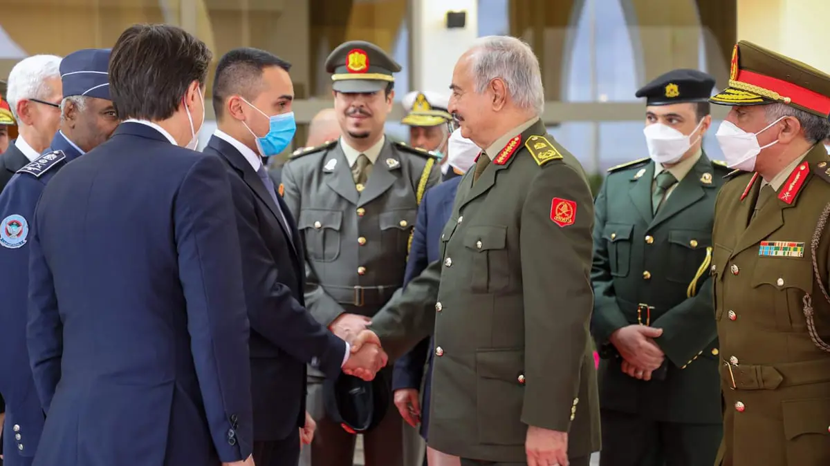 تقرير: مساعي التقارب بين روما وخليفة حفتر قد تُحدث "انقلابا" في دبلوماسية إيطاليا بليبيا