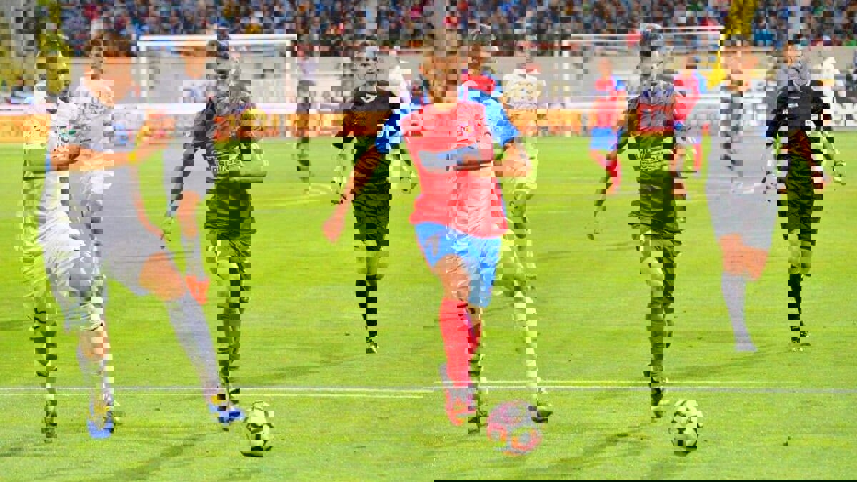 تقرير: كوزمين سيضم فلورين تاناسي هداف ستيوا بوخارست حال انتقاله للنصر الإماراتي