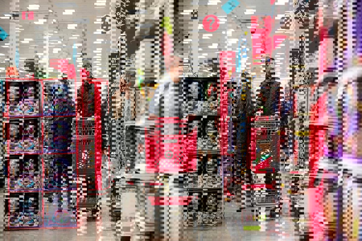 التكنولوجيا تعزّز تنافسية الشركات الصغيرة وتجار البيع بالتجزئة