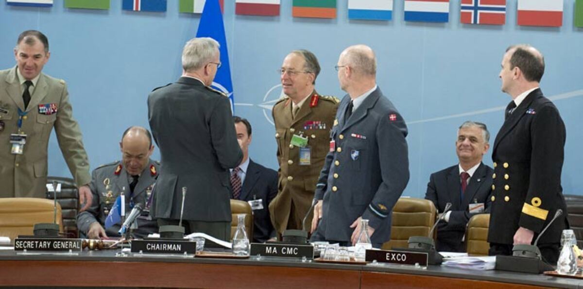 الناتو: باب الحوار مع روسيا لايزال مفتوحا